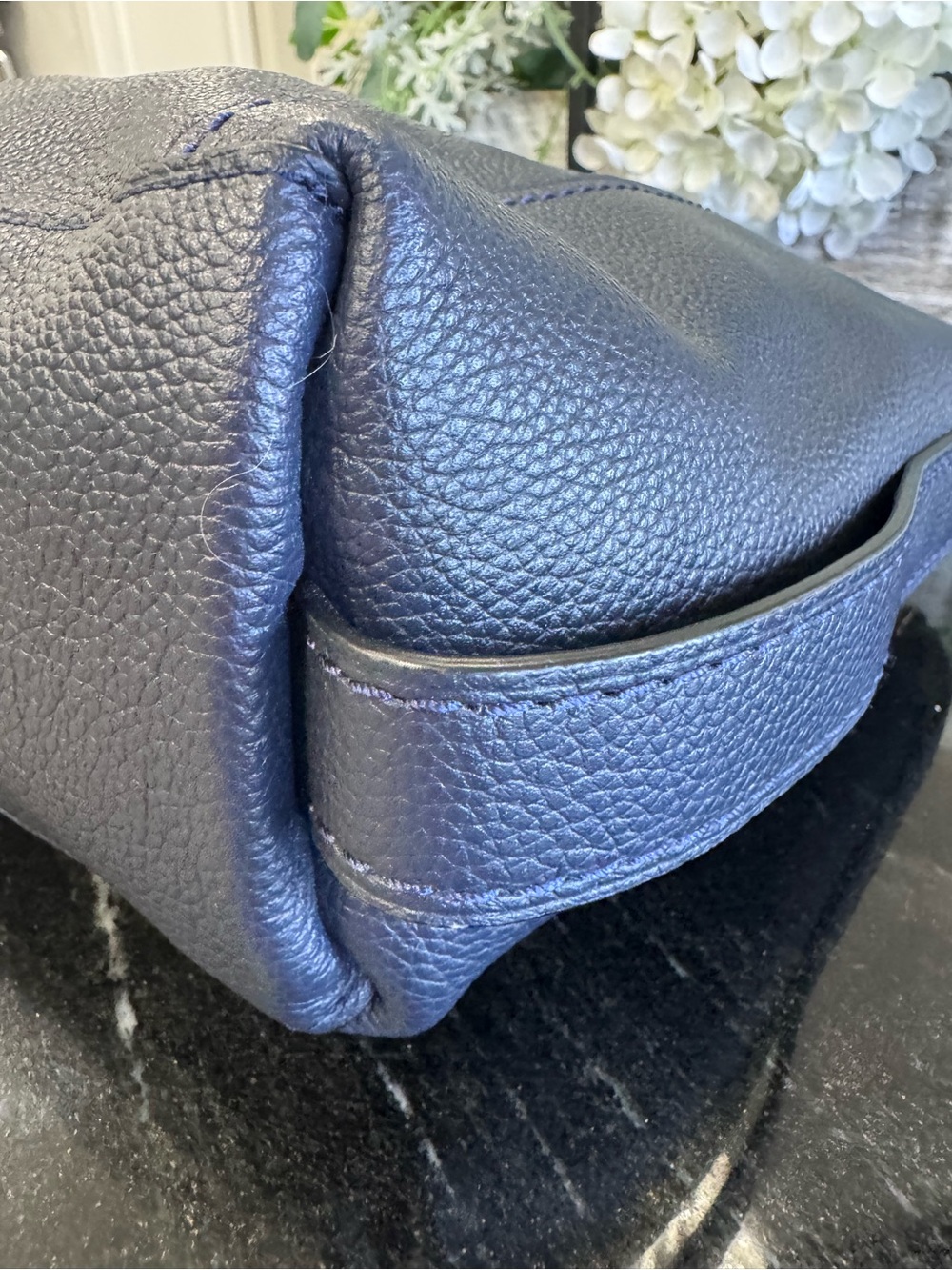 💙Coach Edie 31 Pebbled Leather Shoulder Bag Navy Blue Gold Hardware Crossbody - Picture 12 of 16